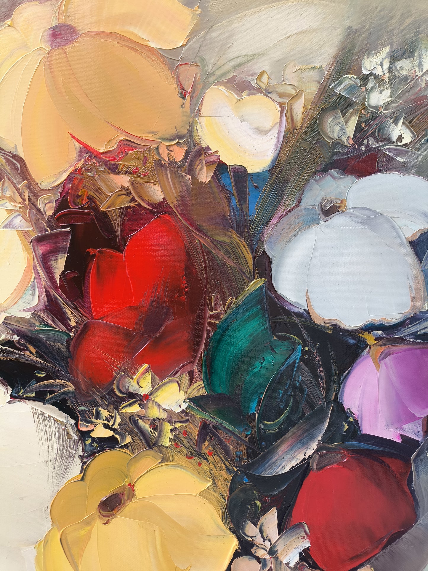 Colorful Petals - Kamo Atoyan