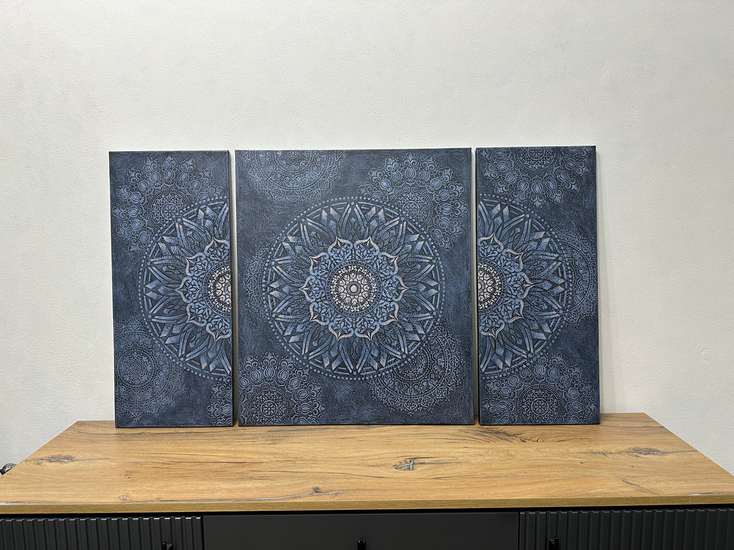 Meditative Mandala - Hasmik Mamikonyan
