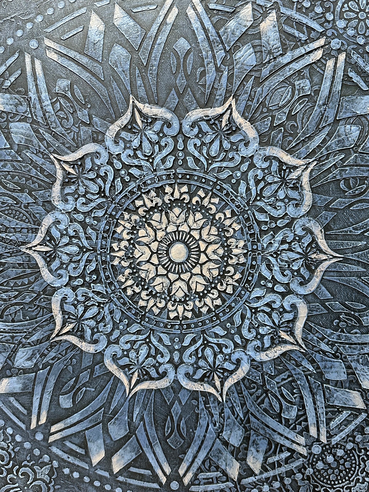 Meditative Mandala - Hasmik Mamikonyan